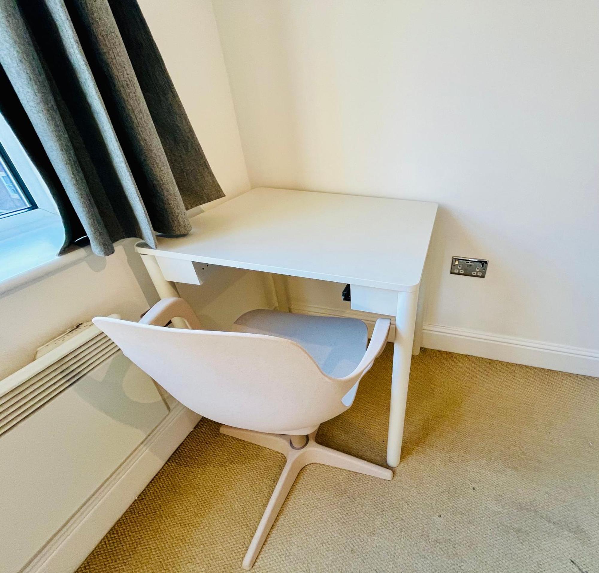 Exquisite City Centre Apartment - Recently Refurbed - 2 Bed 2 Bath - Free Parking - Netflix Amazon Disney Birmingham Exterior photo